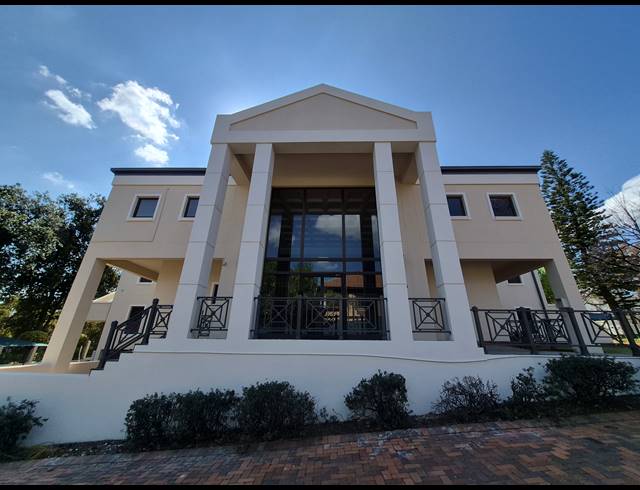 905M² OFFICE TO LET IN WOODMEAD